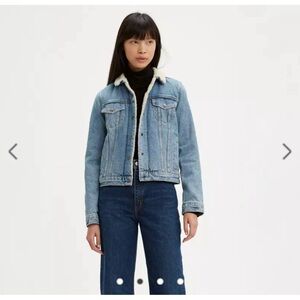 Levis Sherpa Trucker Jacket